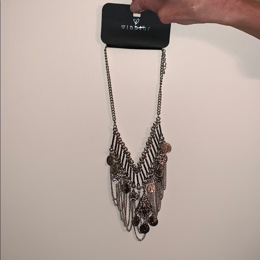 Silver Windsor Necklace - Picture 3 of 3